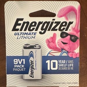 Energizer Ultimate Lithium 9V Battery - Silver
